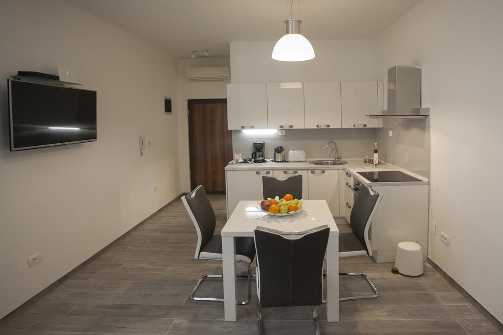 Old Square Apartment Split Ngoại thất bức ảnh