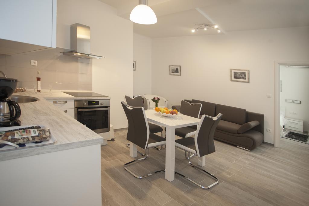 Old Square Apartment Split Ngoại thất bức ảnh